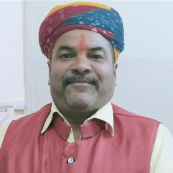 PANDIT CHETAN PRAKASH 